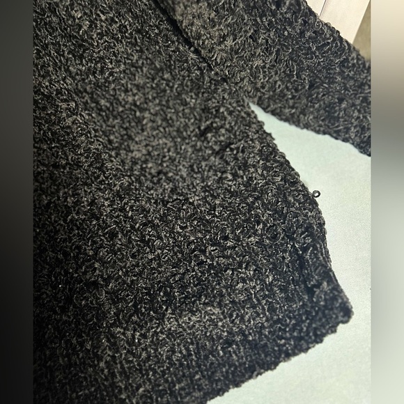 ‼️5/$25‼️ LOVE TREE SWEATER CARDIGAN MD - Picture 9 of 12